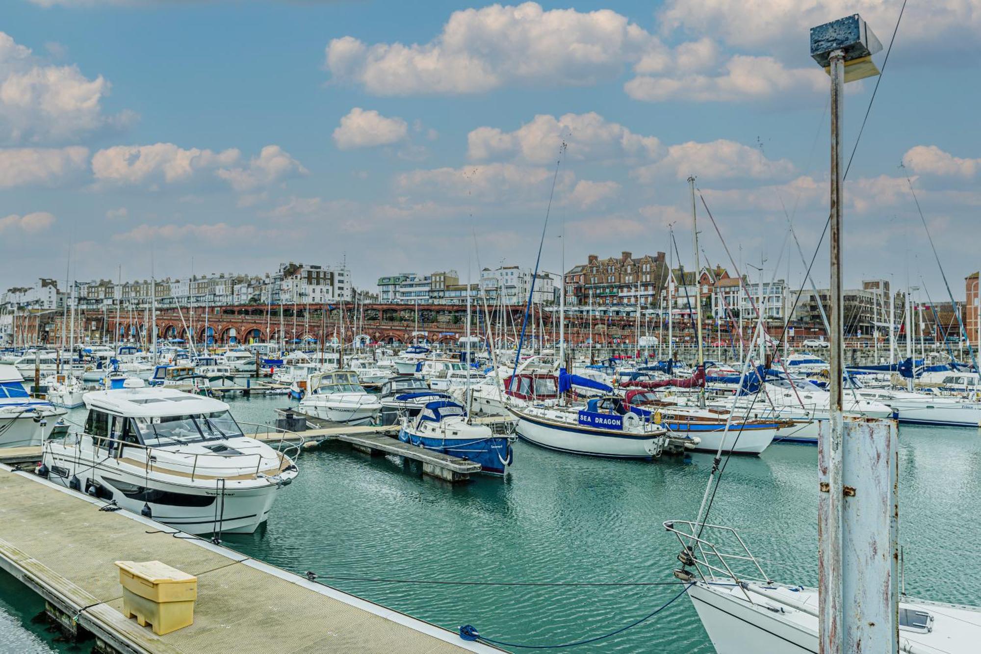 The Seaview Haven - Boutique Apartments, *