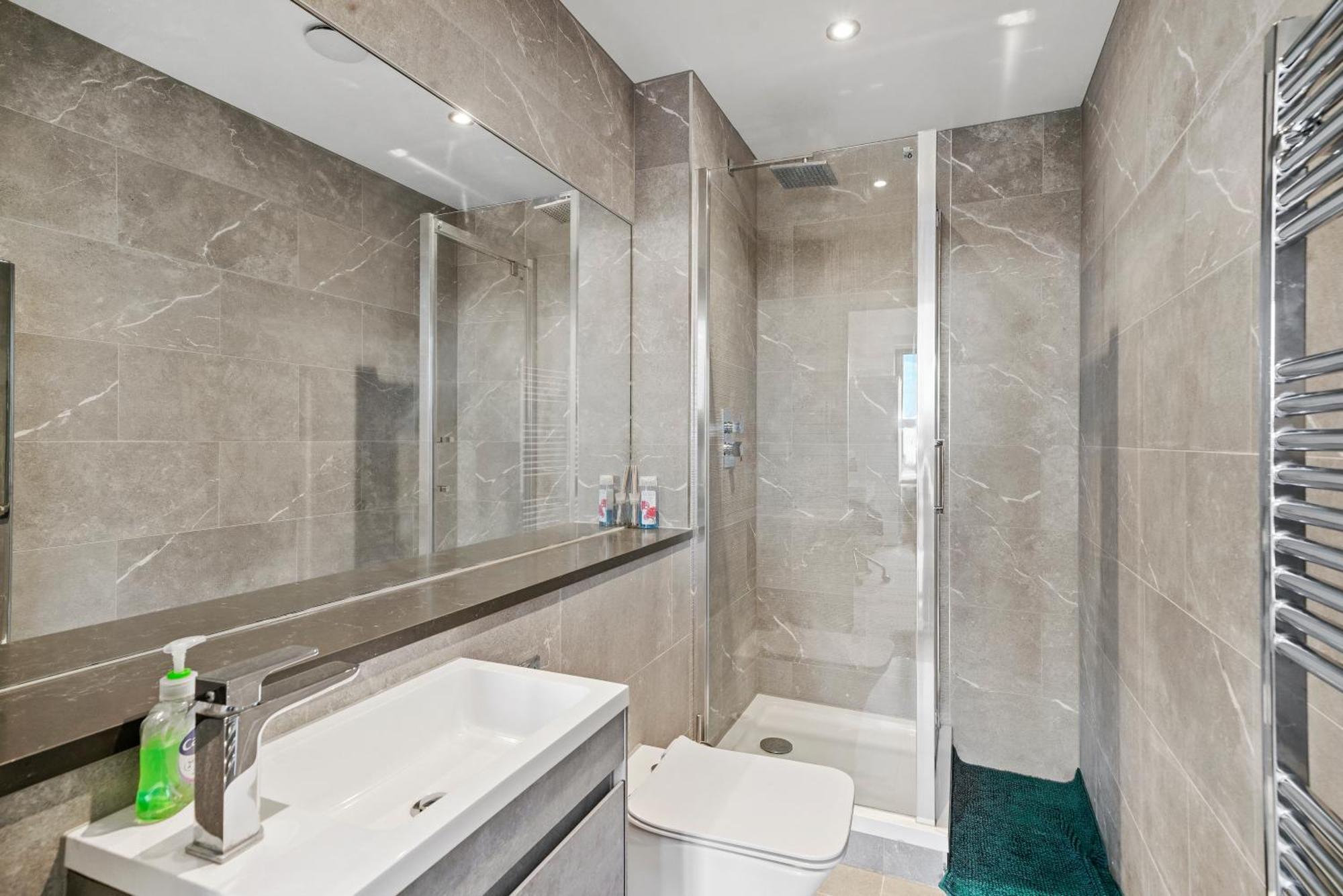 The Seaview Haven - Boutique In Apartment